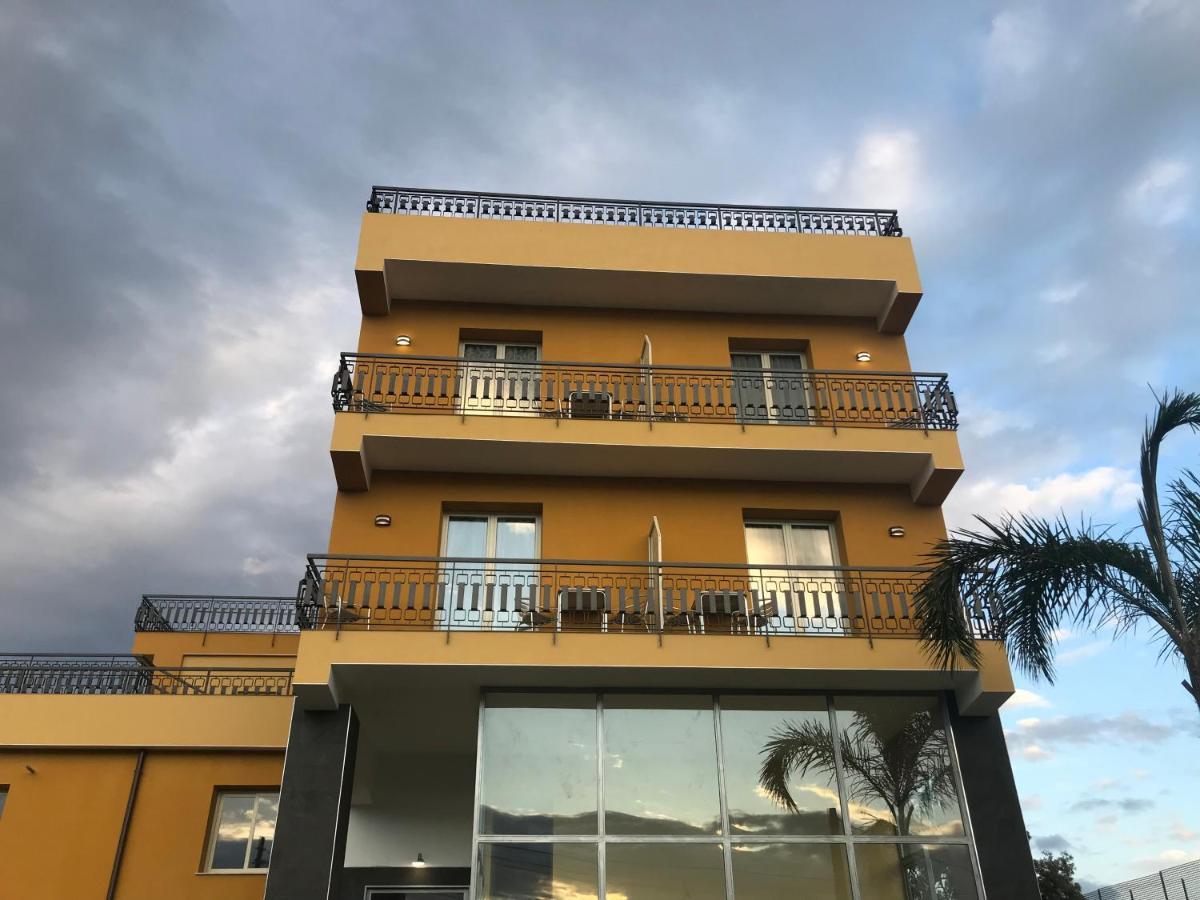 Borgo Palombaio Home Катания Экстерьер фото